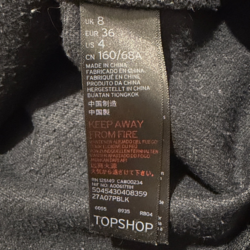 TOPSHOP zipper front faux leather skirt - 4 - Picture 7 of 8